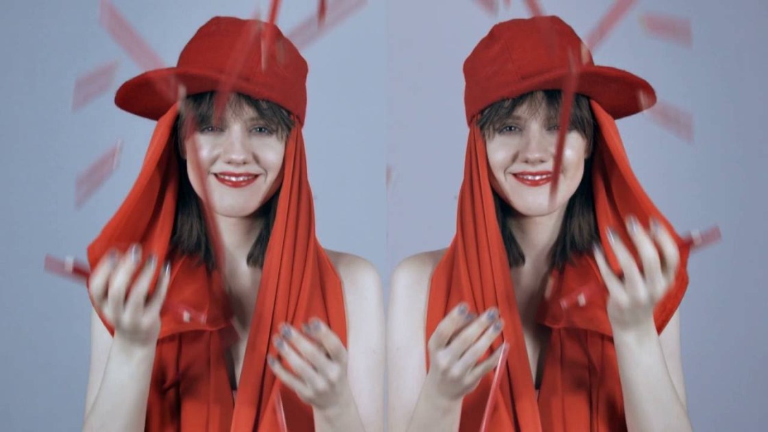 Olivia Anna Livki - Geek Power