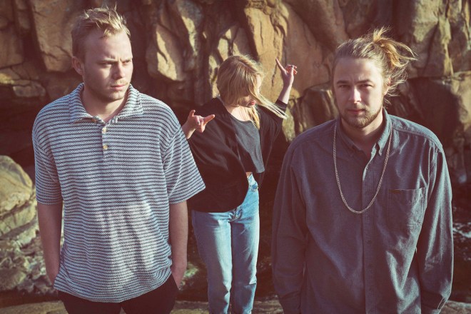 Postiljonen - How Can Our Love Be Blind