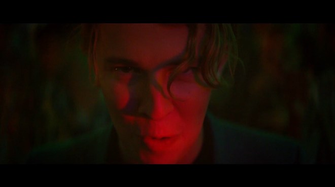 Tom Odell - Wrong Crowd