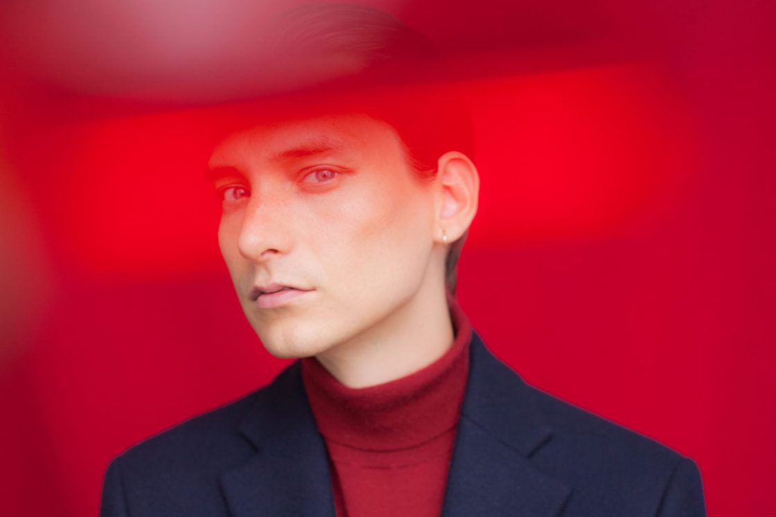 Thomas Azier - Talk To Me