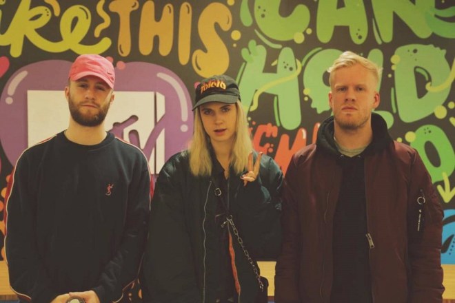 Snakehips & MØ - Don't Leave