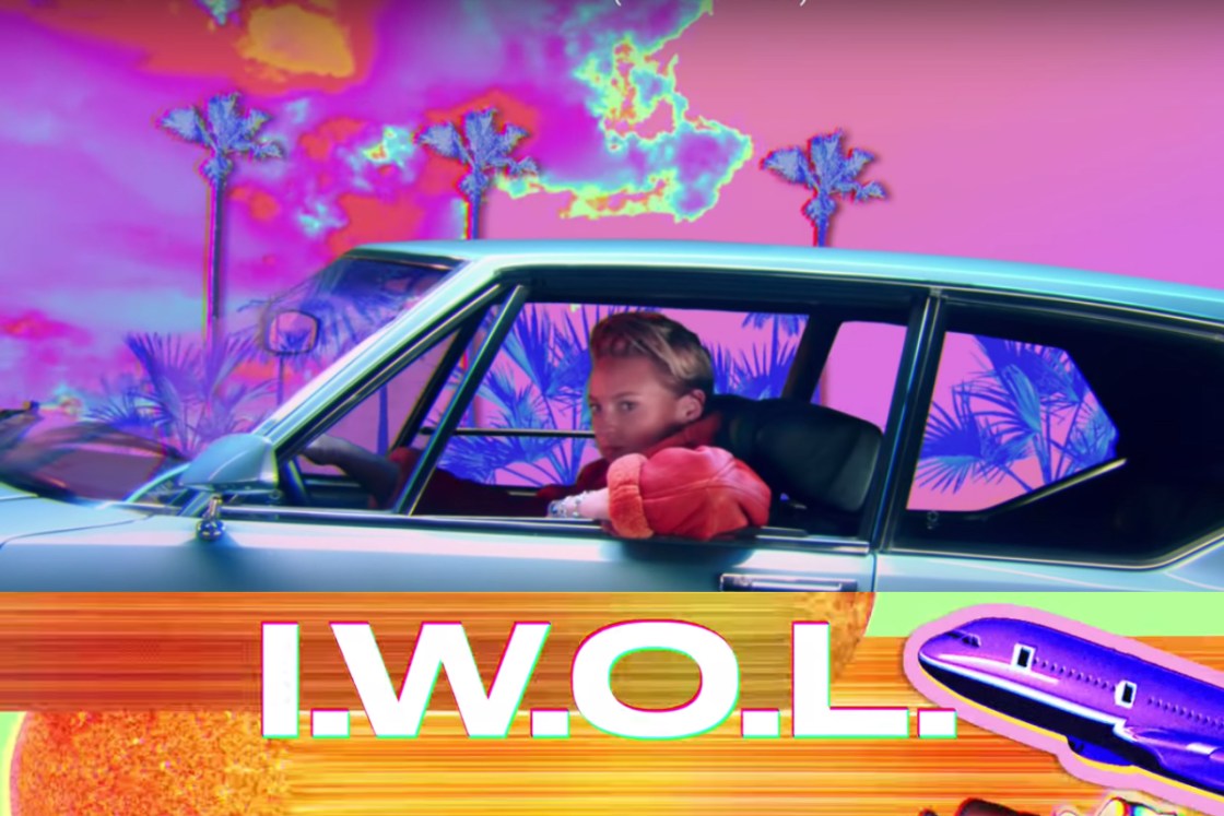 La Roux - International Woman Of Leisure