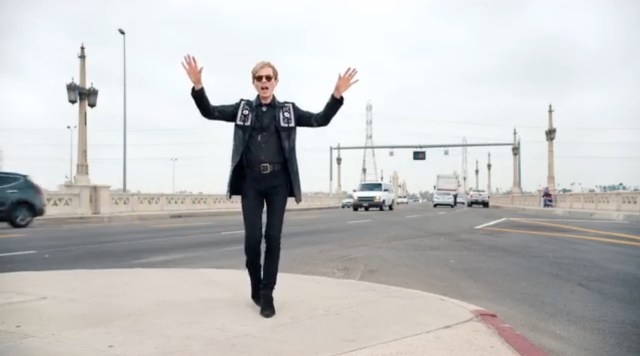 Beck - Wow (Musikvideo)