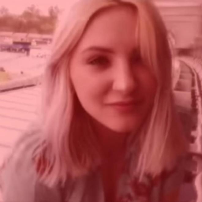 Fred Again.. - Julia (Deep Diving)