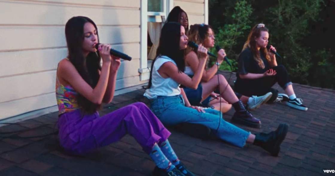 Olivia Rodrigo - Favorite Crime